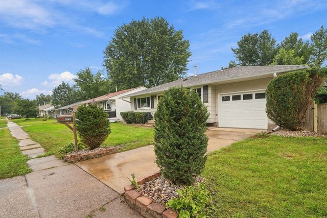 4516 51st Street, Moline, IL 61265