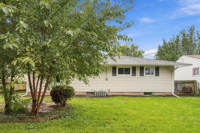 4516 51st Street, Moline, IL 61265