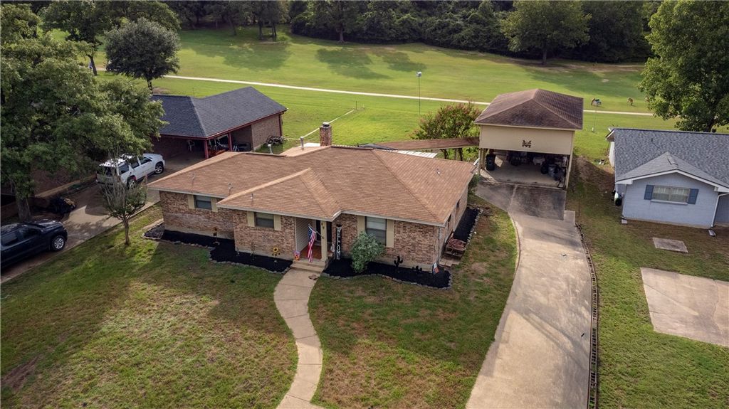 89 Fairway Drive, Hilltop Lakes, TX 77871 — exterior
