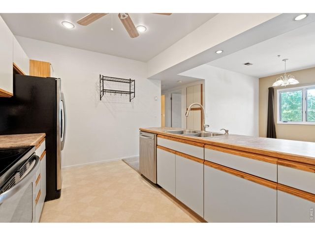 4501 Regency Dr H, Fort Collins, CO 80526