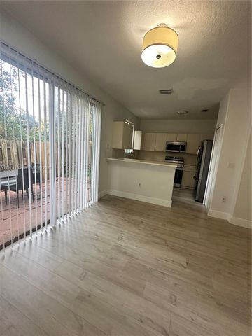 1481 SE 24th Ct 243, Homestead, FL 33035