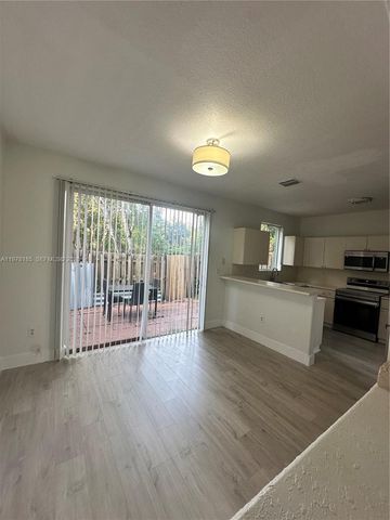 1481 SE 24th Ct 243, Homestead, FL 33035