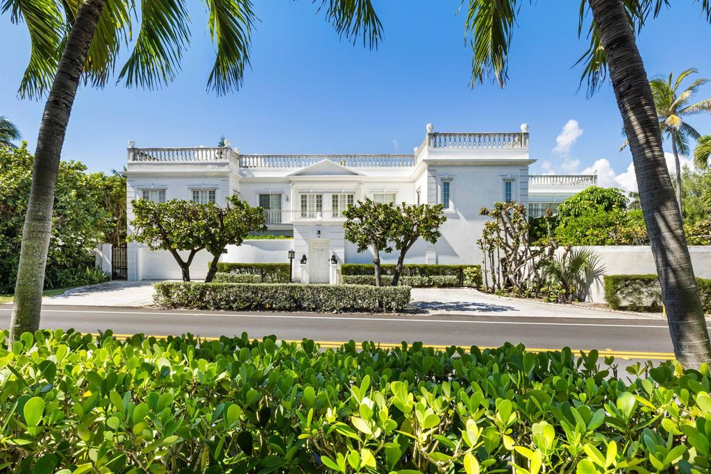 1048 S Ocean Boulevard, Palm Beach, FL 33480