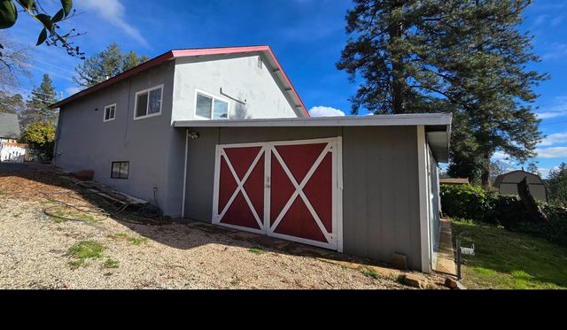 34 Washington St, Colfax, CA 95713