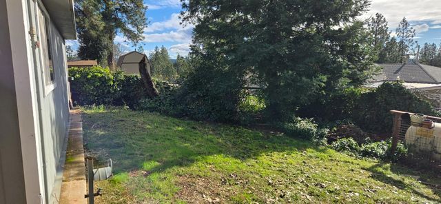 34 Washington St, Colfax, CA 95713