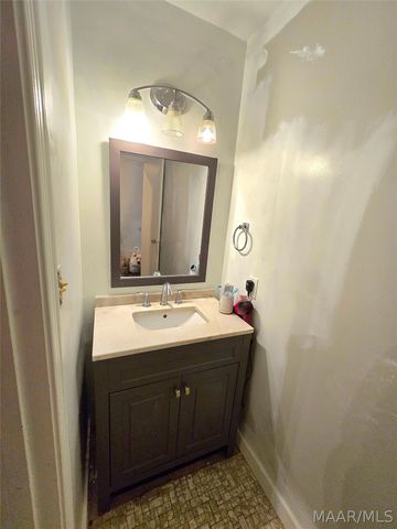 4012 Monterey Court, Montgomery, AL 36116