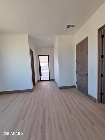 6561 W PALOMINO Way, Coolidge, AZ 85128