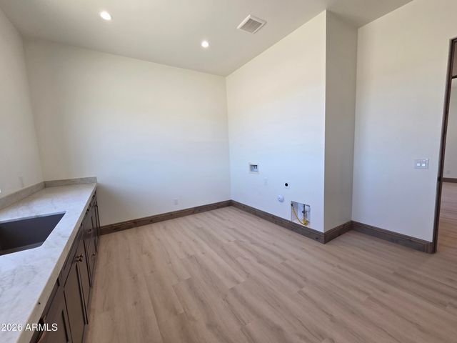 6561 W PALOMINO Way, Coolidge, AZ 85128