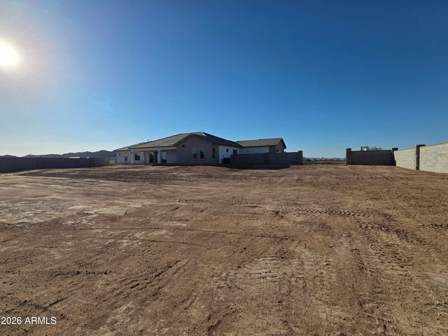 6561 W PALOMINO Way, Coolidge, AZ 85128