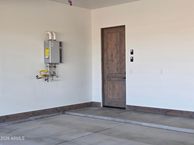 6561 W PALOMINO Way, Coolidge, AZ 85128