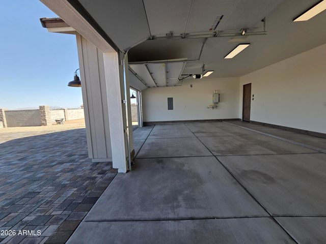 6561 W PALOMINO Way, Coolidge, AZ 85128