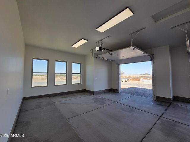 6561 W PALOMINO Way, Coolidge, AZ 85128