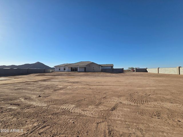 6561 W PALOMINO Way, Coolidge, AZ 85128
