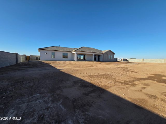 6561 W PALOMINO Way, Coolidge, AZ 85128