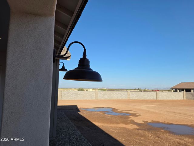 6561 W PALOMINO Way, Coolidge, AZ 85128