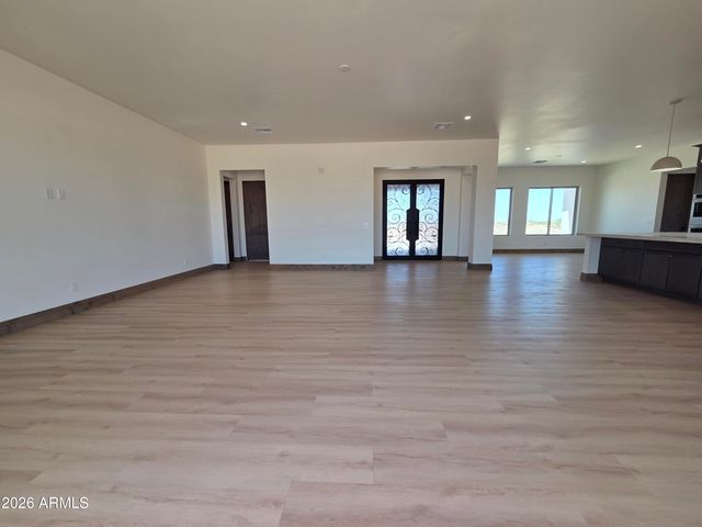 6561 W PALOMINO Way, Coolidge, AZ 85128