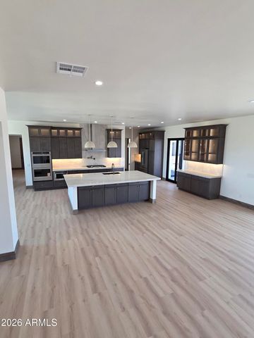 6561 W PALOMINO Way, Coolidge, AZ 85128
