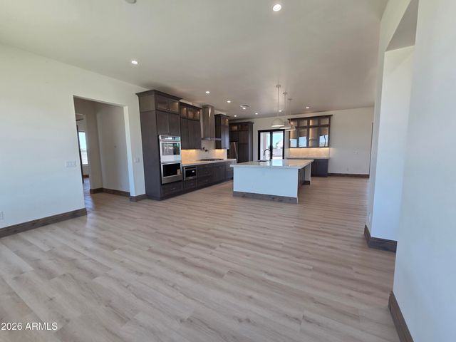 6561 W PALOMINO Way, Coolidge, AZ 85128