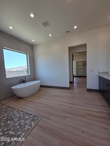 6561 W PALOMINO Way, Coolidge, AZ 85128