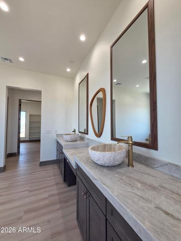 6561 W PALOMINO Way, Coolidge, AZ 85128