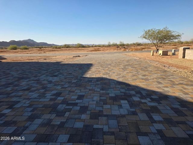 6561 W PALOMINO Way, Coolidge, AZ 85128