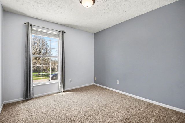 712 Lakefield Drive, Independence, KY 41051