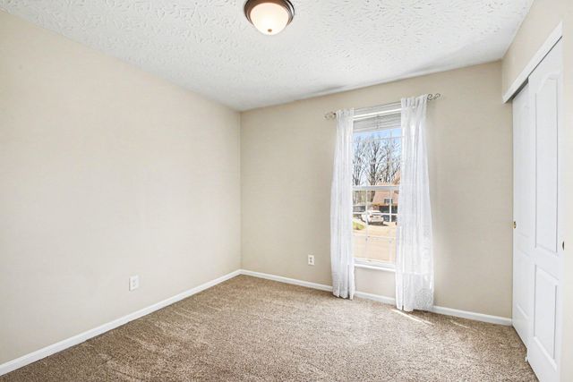 712 Lakefield Drive, Independence, KY 41051