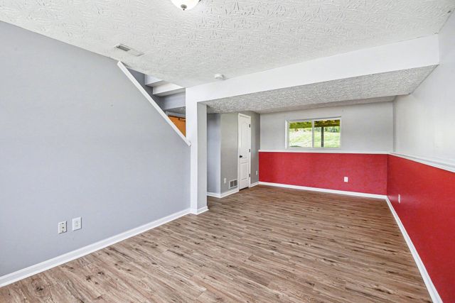 712 Lakefield Drive, Independence, KY 41051