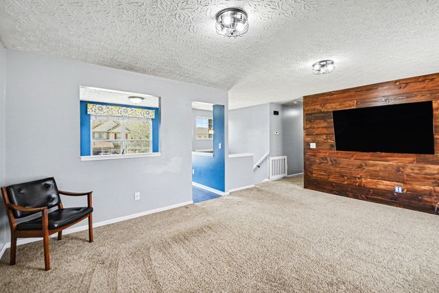 712 Lakefield Drive, Independence, KY 41051