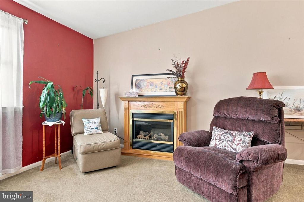 9854 COWDEN ST, PHILADELPHIA, PA 19115 — photo 4