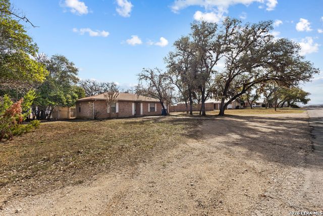 292 Montague, Bandera, TX 78003