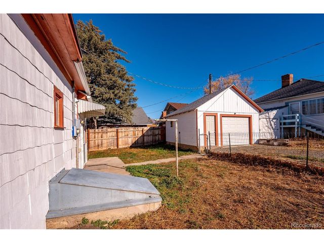 108 E 6th St, Trinidad, CO 81082