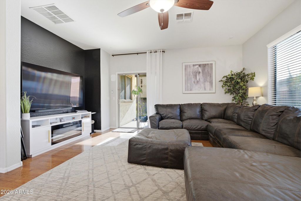 586 E CHELSEA Drive, San Tan Valley, AZ 85140 — photo 4