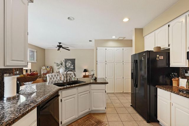 3838 Annandale Ct, Stockton, CA 95219