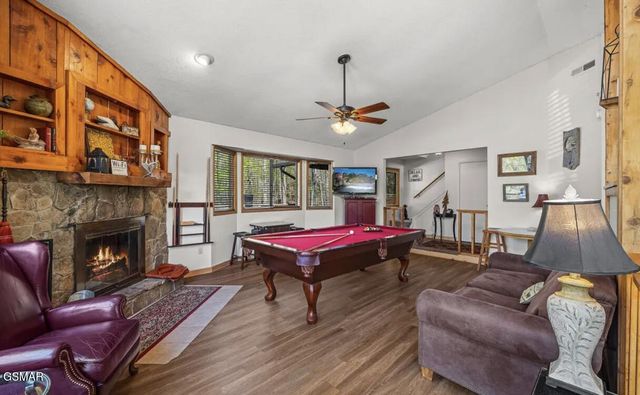 725 Sunshine Trail, Gatlinburg, TN 37738