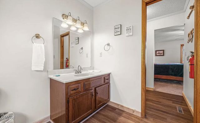 725 Sunshine Trail, Gatlinburg, TN 37738