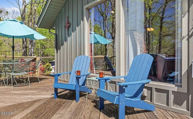 725 Sunshine Trail, Gatlinburg, TN 37738