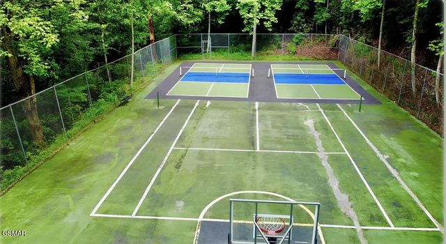 725 Sunshine Trail, Gatlinburg, TN 37738