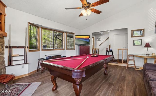 725 Sunshine Trail, Gatlinburg, TN 37738