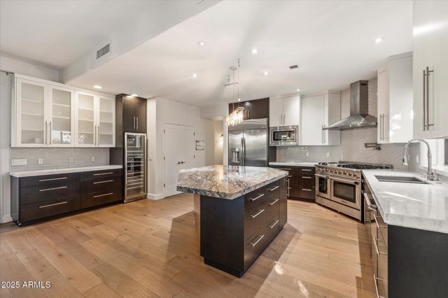 11 W SAN JUAN Avenue, Phoenix, AZ 85013