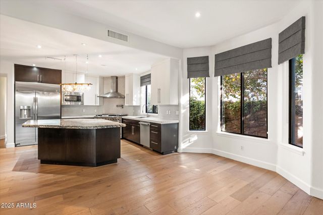 11 W SAN JUAN Avenue, Phoenix, AZ 85013