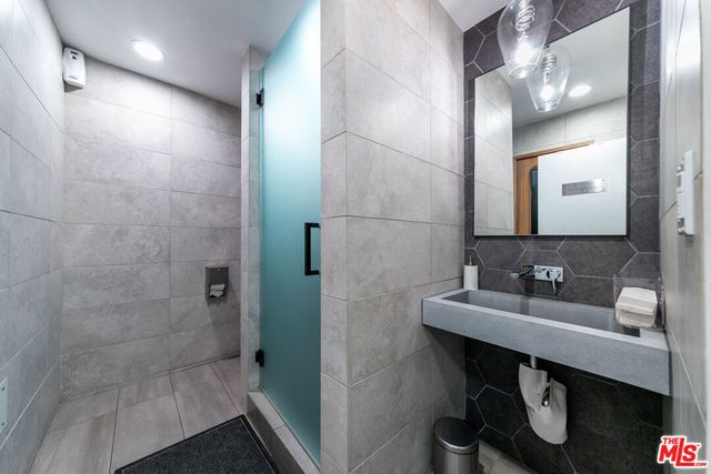 1230 Horn Avenue 516, West Hollywood, CA 90069