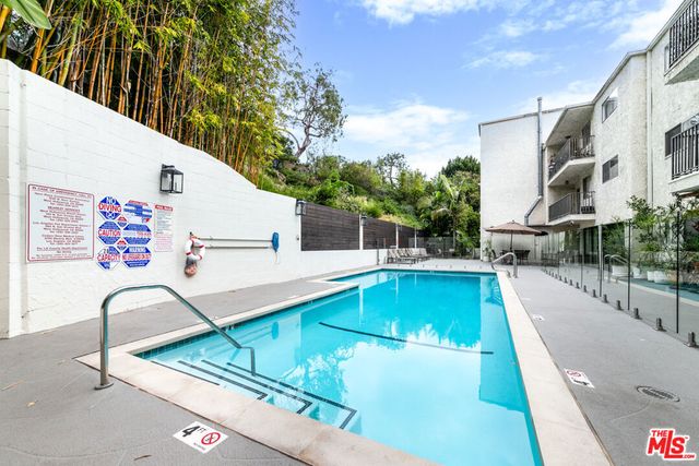 1230 Horn Avenue 516, West Hollywood, CA 90069