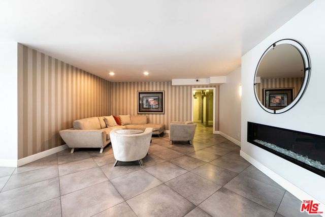 1230 Horn Avenue 516, West Hollywood, CA 90069