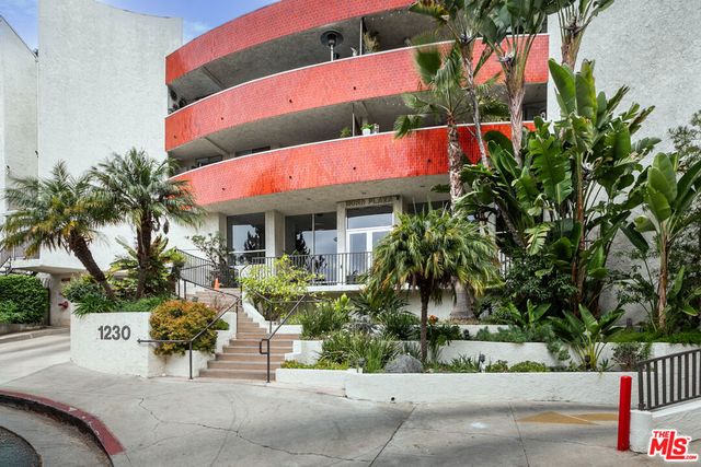 1230 Horn Avenue 516, West Hollywood, CA 90069
