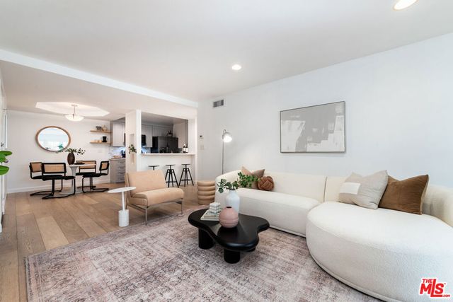 1230 Horn Avenue 516, West Hollywood, CA 90069