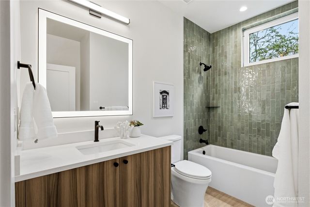 1510 A NW 59th Street, Seattle, WA 98107
