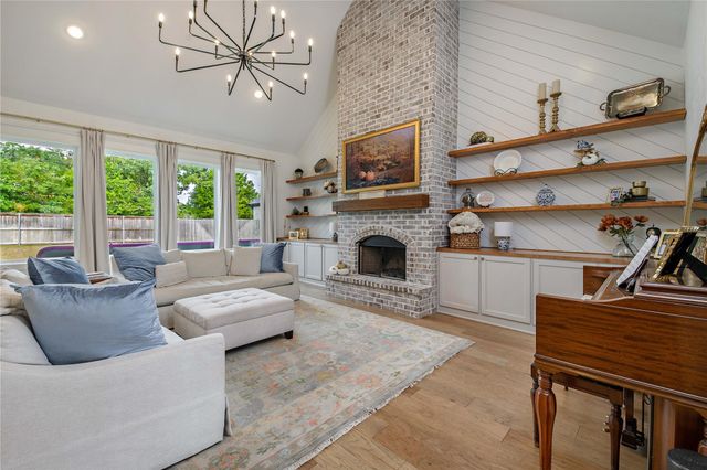 2038 Pebble Bend Drive, College Station, TX 77845
