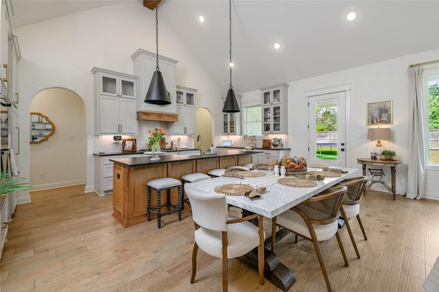 2038 Pebble Bend Drive, College Station, TX 77845