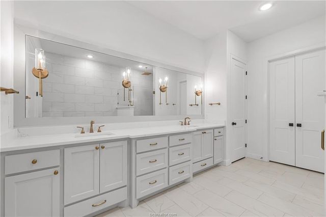 2038 Pebble Bend Drive, College Station, TX 77845